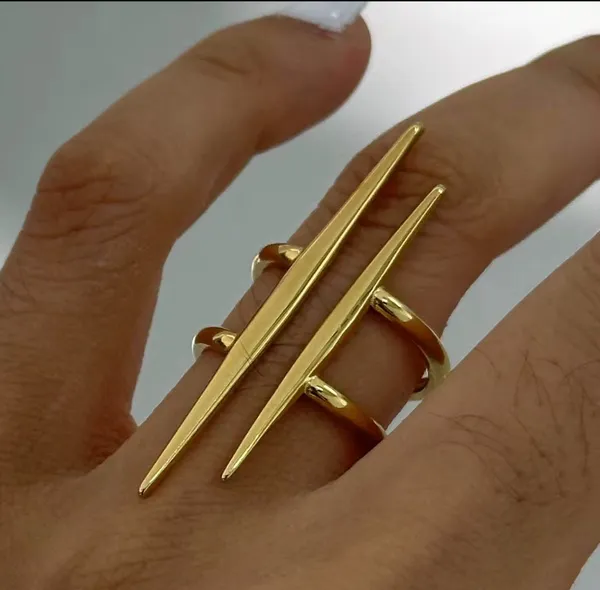 Golden_Stainless_Steel_And_Hypoallergenic_Coating_Ring_For_Women